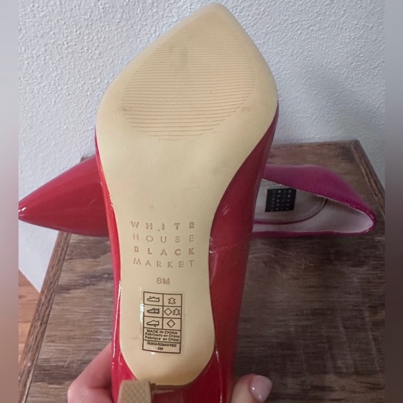 WHBM red patent leather pumps New size 6 - Picture 4 of 5
